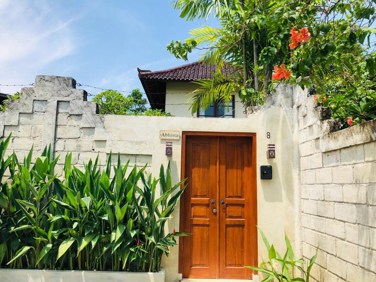 Villa Abhista Seminyak Exterior photo