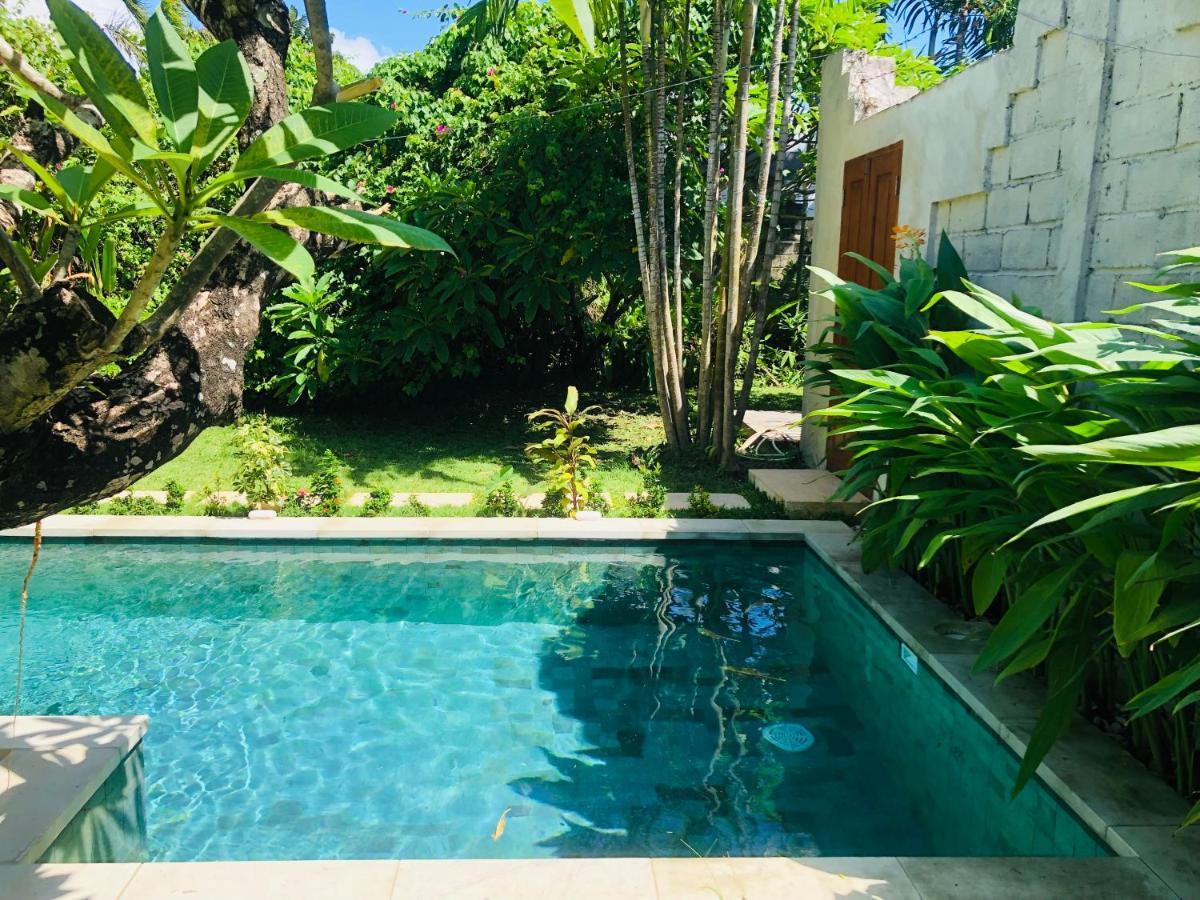 Villa Abhista Seminyak Exterior photo