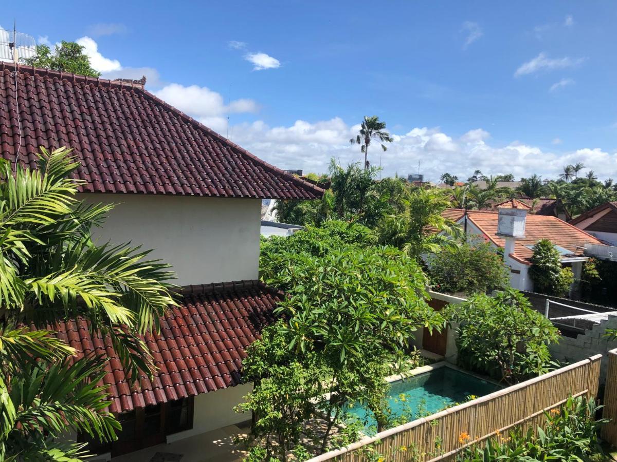 Villa Abhista Seminyak Exterior photo